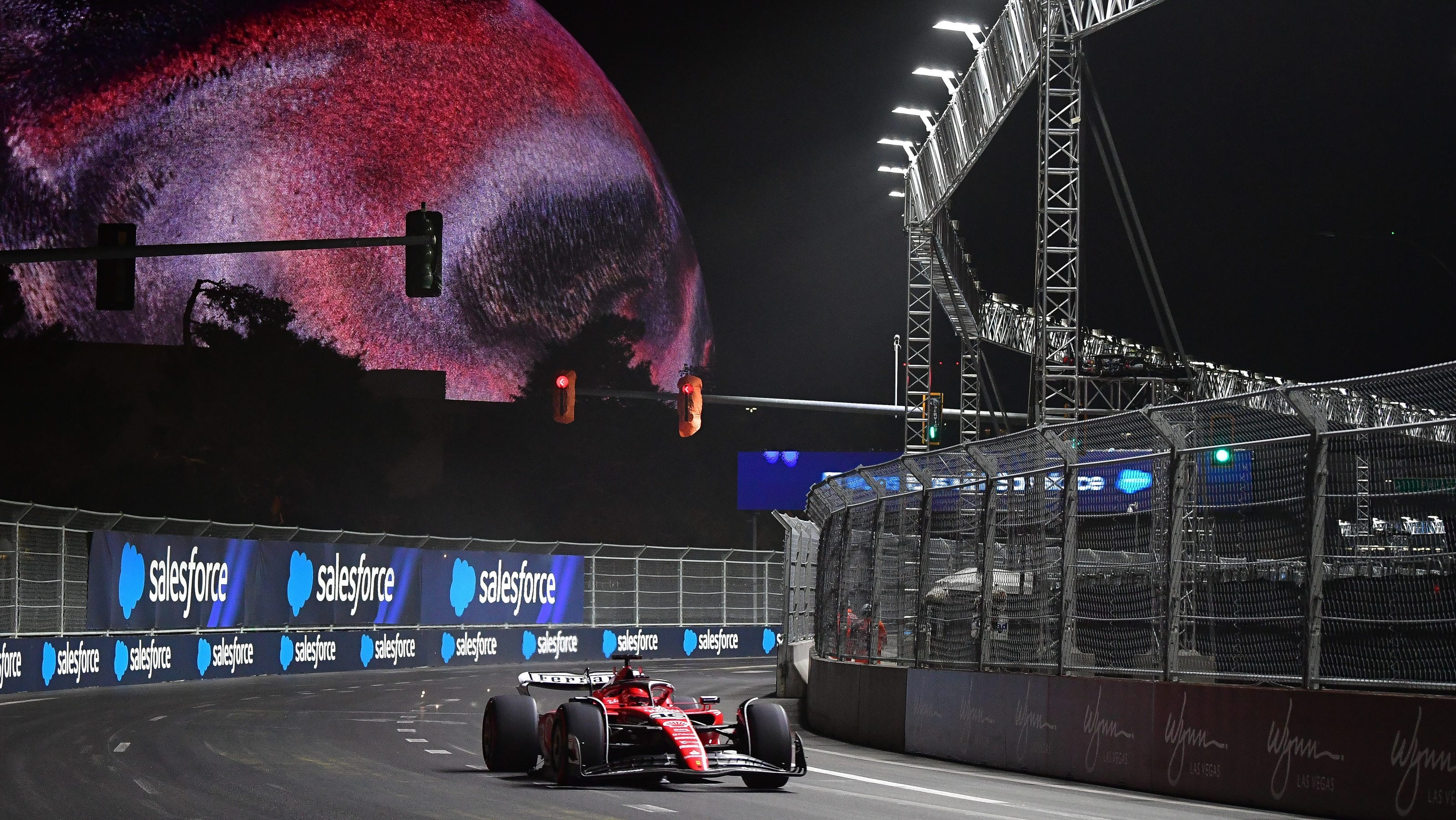 F1 Vegas Live: Dont Miss a Second of the Race (Best Ways to Stream It Live)
