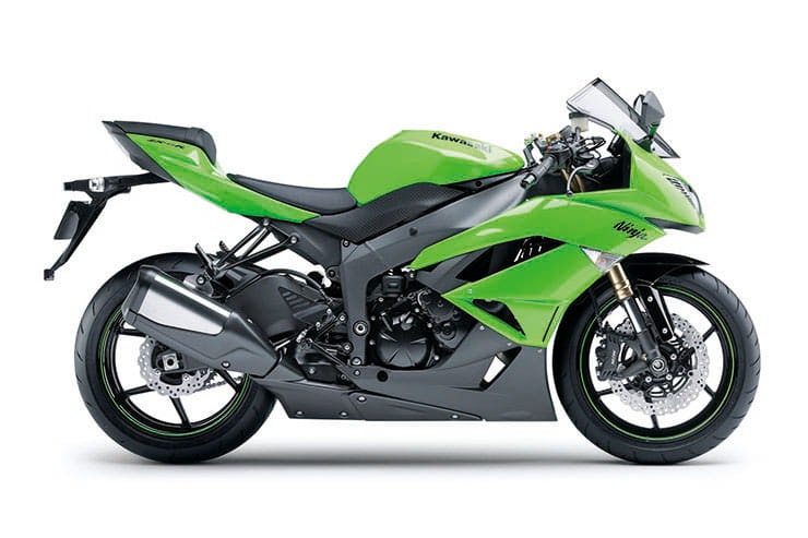 2009 Ninja ZX6R Top Speed Unlocked: The Truth About Its Speed!