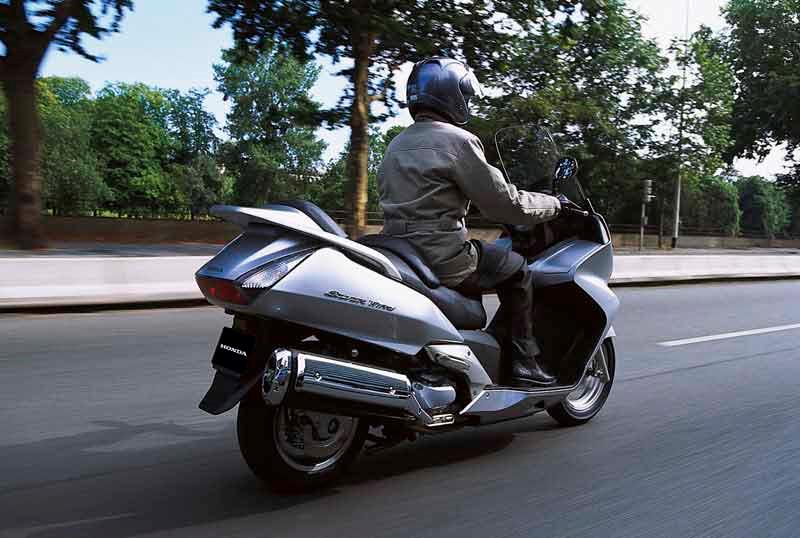 honda silverwing 600 scooter Specs (Everything You Need to Know)