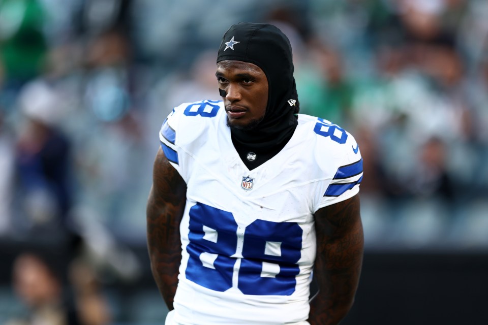Michael Irving: Is He the Best Cowboys Receiver Ever? (Fans Debate!)