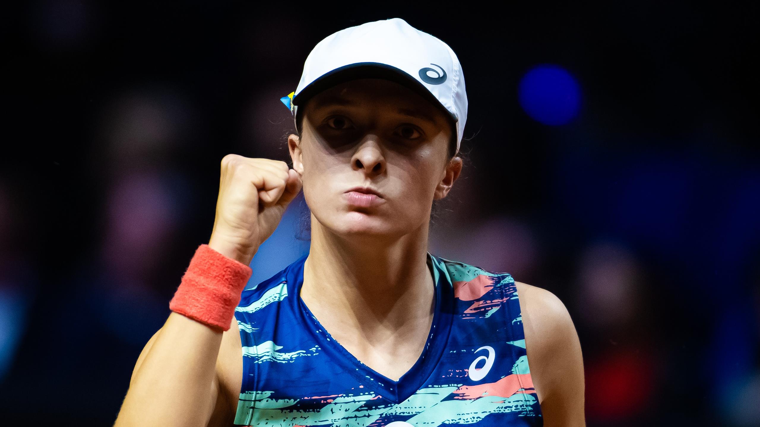 Unstoppable! How Swiatek Scores and Keeps on Winning Matches.