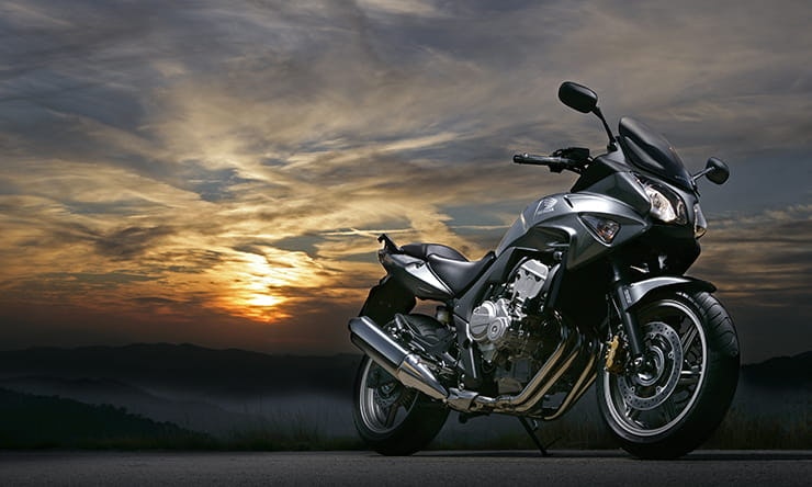 Honda CBF 600: Your Guide to This Reliable Ride & What to Expect!