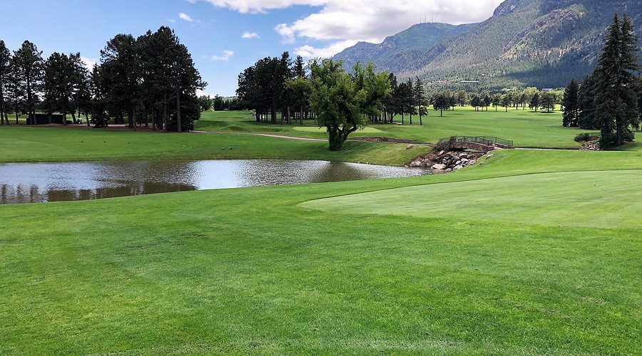 Playing The Broadmoor Golf Club Colorado Springs? What to Know Before You Go!