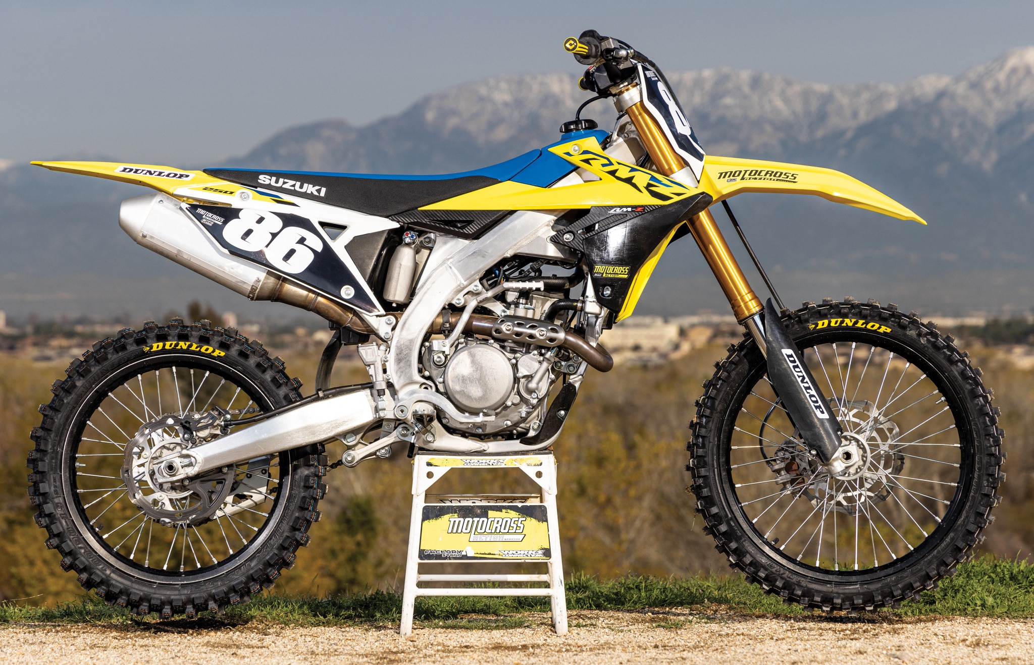 250 4 Stroke Suzuki: Is It the Right Bike for You? (Pros & Cons)