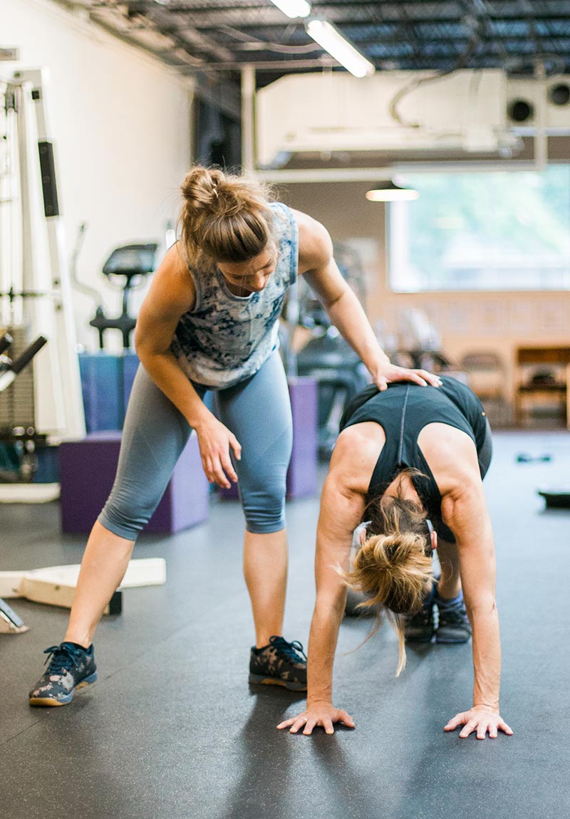 Why Choose Female Trainers? Benefits and Considerations