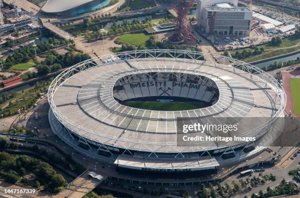 London Stadium Photos: Find Perfect Pictures Now!