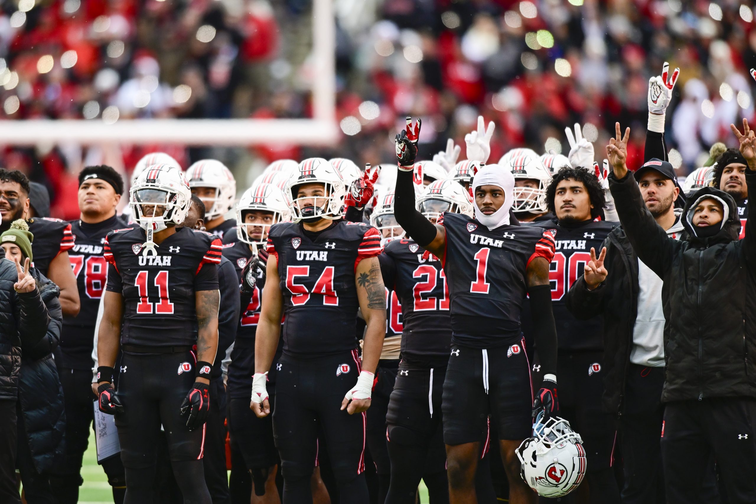 NCAA Football Team Size: How Many Players Can Play on the field?