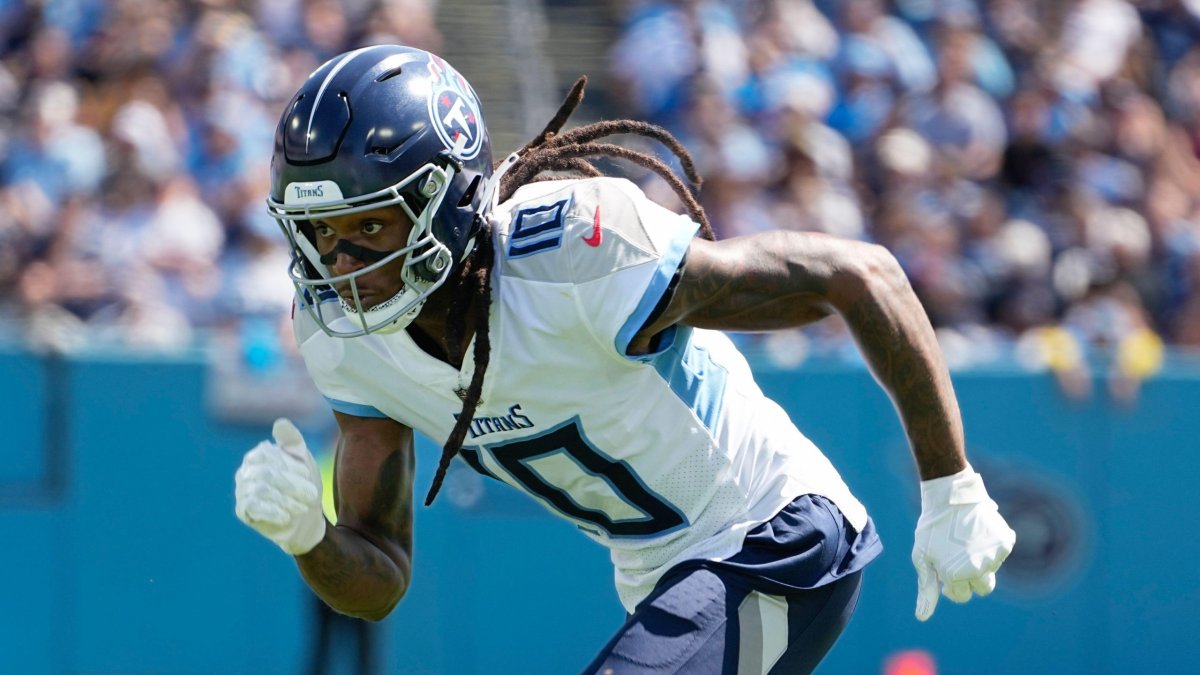 Is Fantasy DeAndre Hopkins Still a Top WR? Stats and Analysis