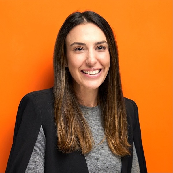 Camila Fabbri: Get to Know the Rising Star and Her Works
