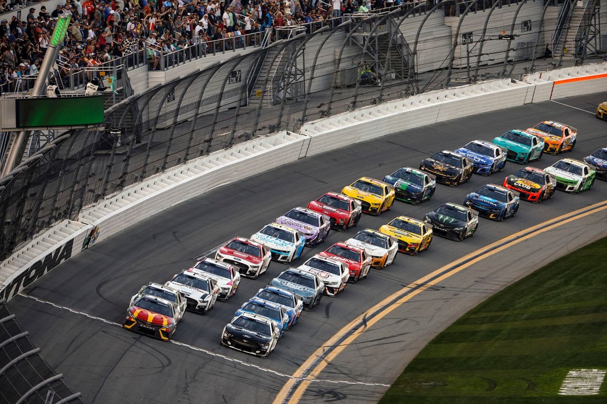 Find what channel is daytona 500 on (quick 2024 info).