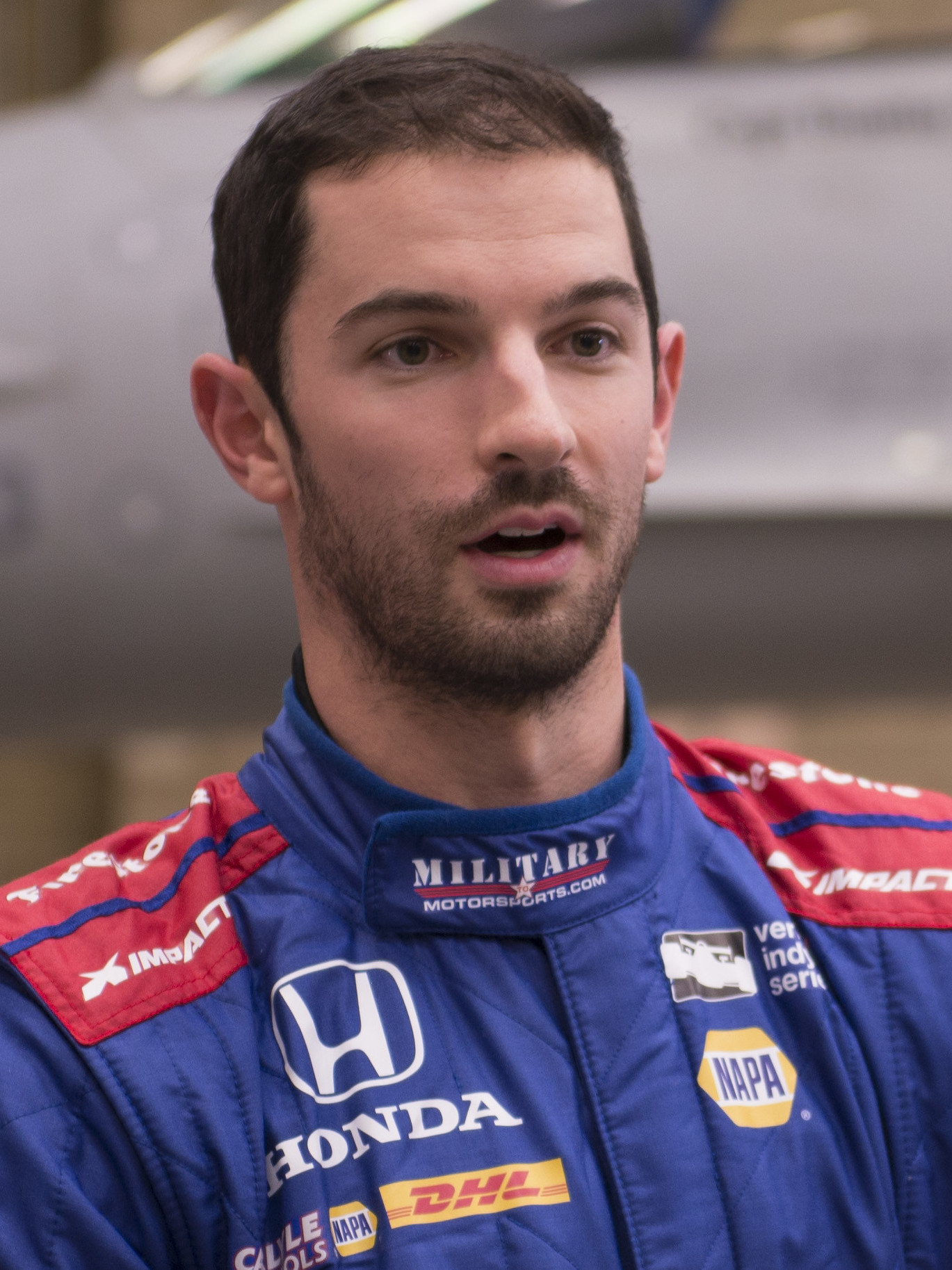 What is the official Alexander Rossi height? (Get the IndyCar stars confirmed measurements right here)