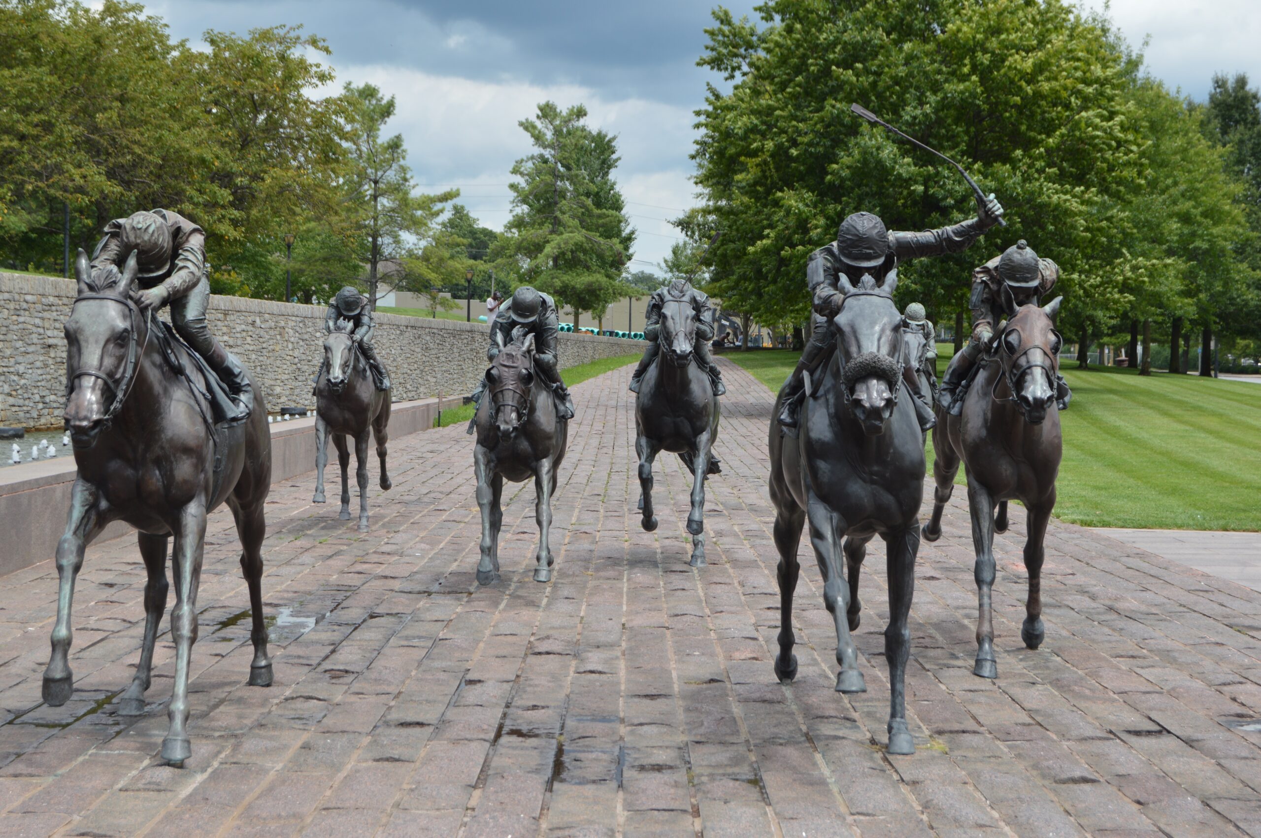 Explore Thoroughbred Park Lexington: What to See and Do on Your Visit!