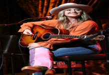 Best singers in Yellowstone: Catch a performance now.