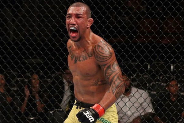 Ink and Octagon: MMA Fighter with tattoos and the stories.