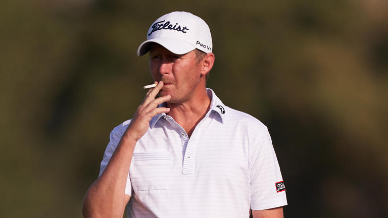 Smoking on the Course: Can PGA Players Light Up During a Round?