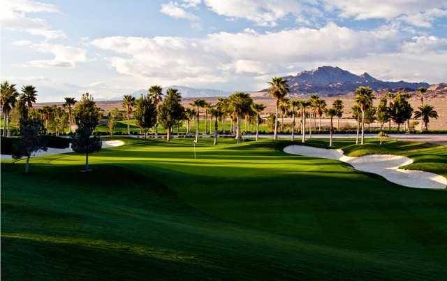 Is playing golf at Chimera Golf Club Henderson really worth it? Hear honest opinions and reviews from actual golfers.