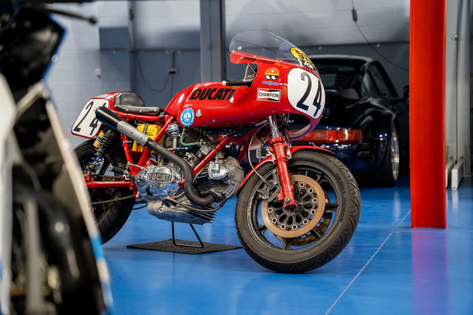 Ducati 750SS vs Modern Bikes: Does It Still Compete?