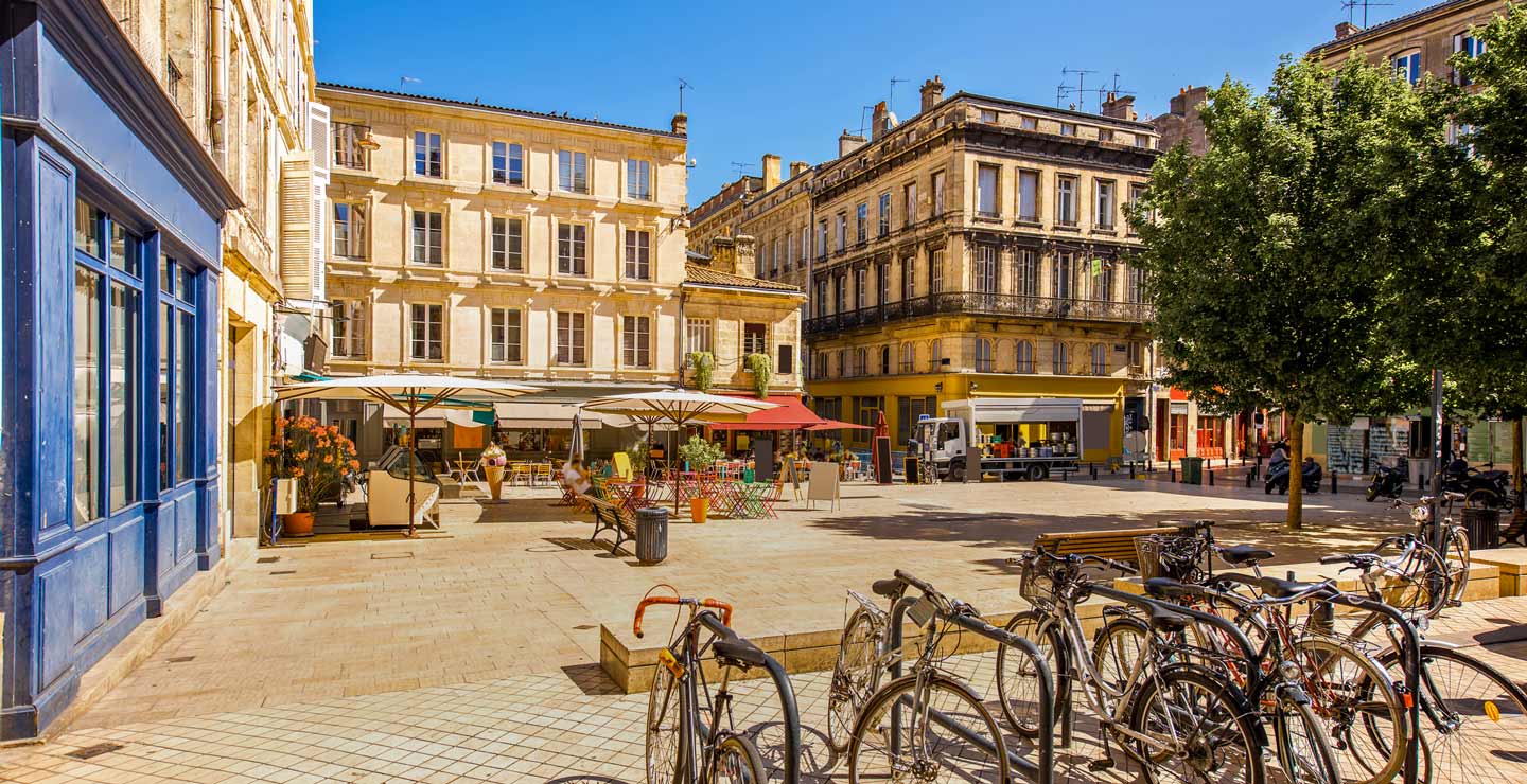 How to take the Paris to Bordeaux bus? Follow these simple steps for an easy journey.