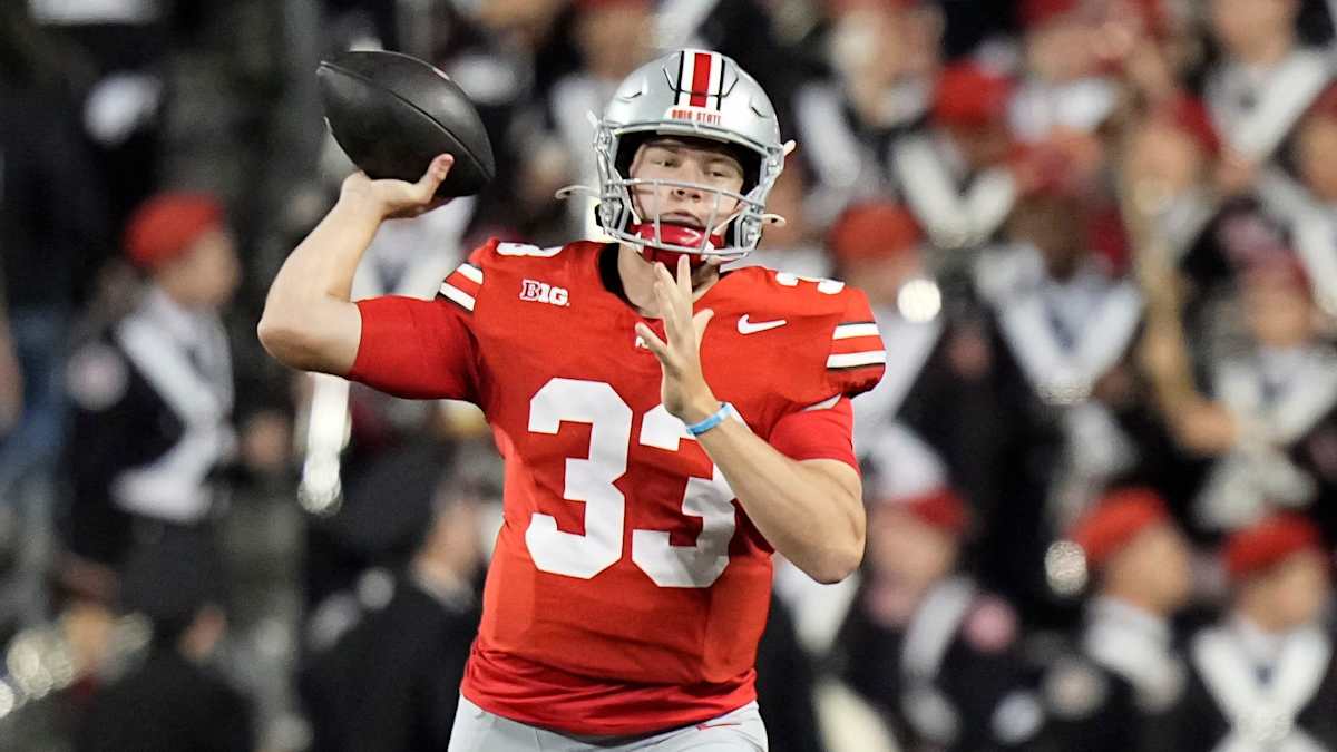 How will the devin brown ohio state transfer affect the Buckeyes? Analyzing the teams quarterback depth chart changes.