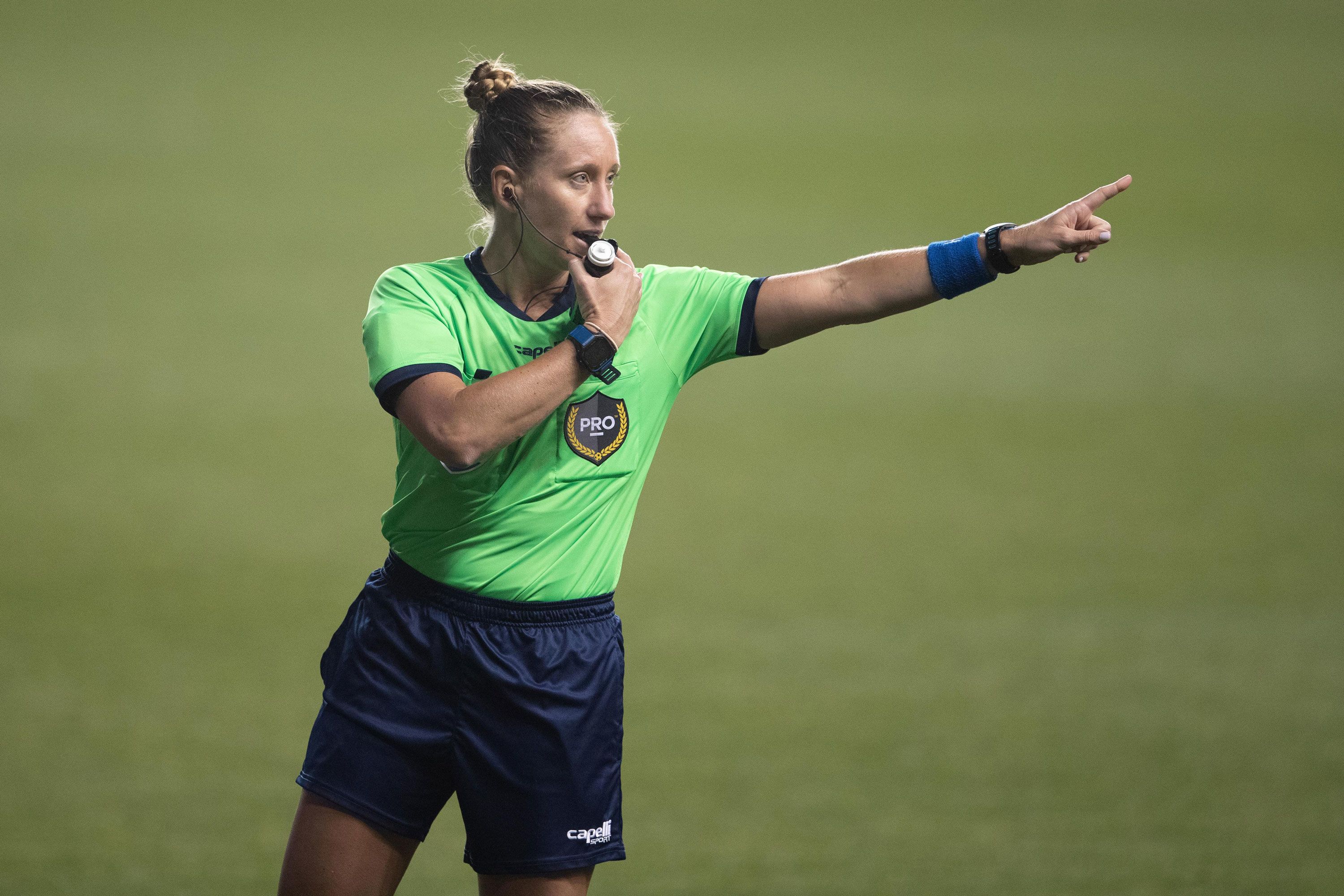 Soccer Female Referee: The challenges and how to overcome them.