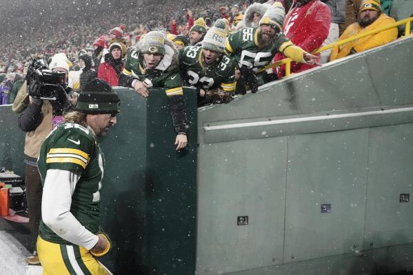 Rodgers Retires: End of an Era in Green Bay.