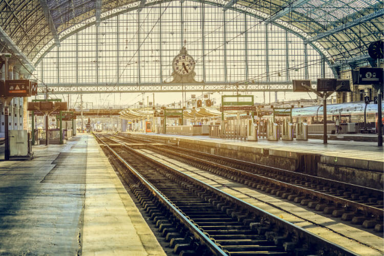 How to take the Paris to Bordeaux bus? Follow these simple steps for an easy journey.