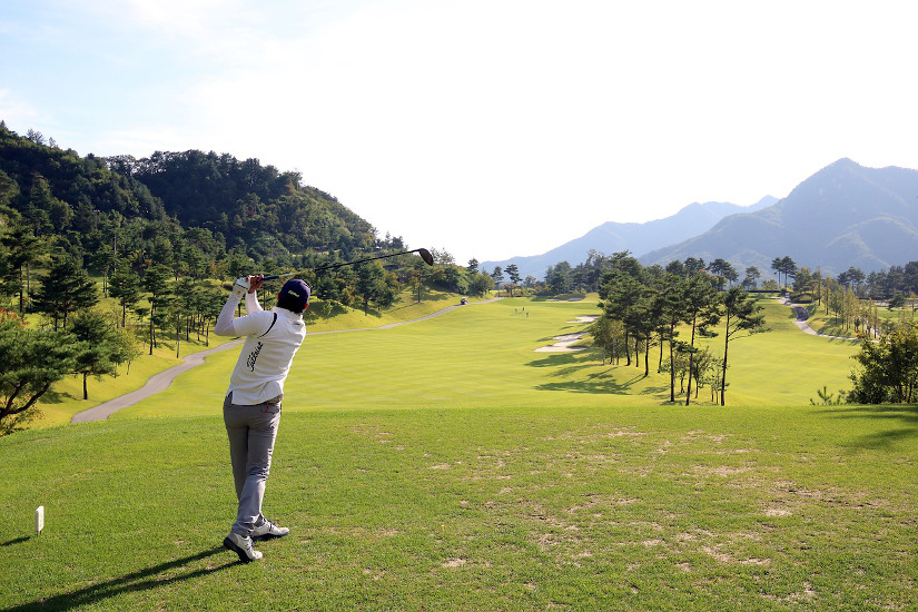 What are the top golf courses sevierville tn? Discover our picks for your best round ever!
