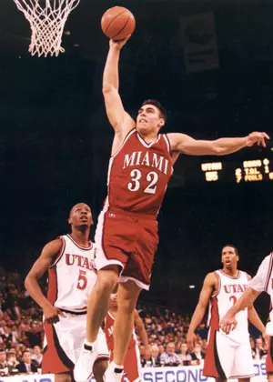 Curious about Wally Serbiak? Discover his complete life story and basketball achievements easily here!