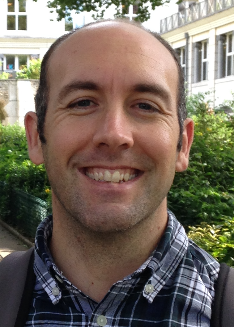 Getting to know Simon Farrell (Key facts and information summarized easily)