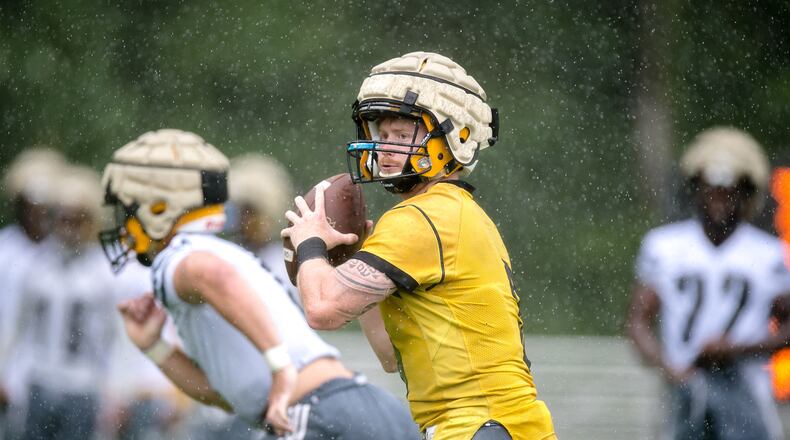 Why do people remember Chandler Burks? (Understand his legacy as a great Kennesaw State quarterback)