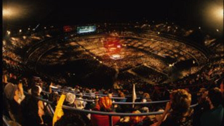 Which Skydome Toronto events are best? We list top concerts and sports for you!