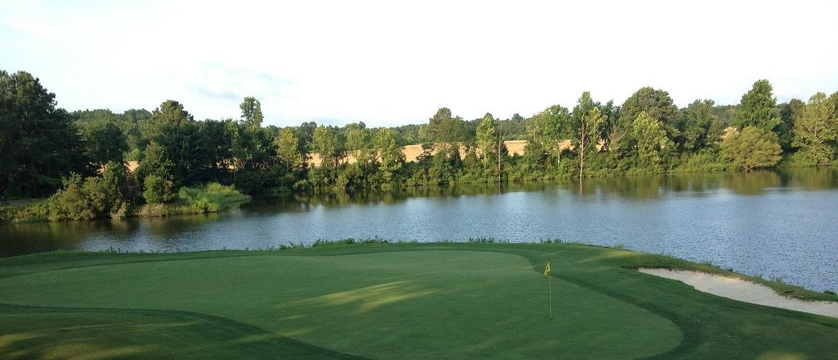 Where can I find Kiskiack Golf Course (Get easy directions to this top Williamsburg spot)?