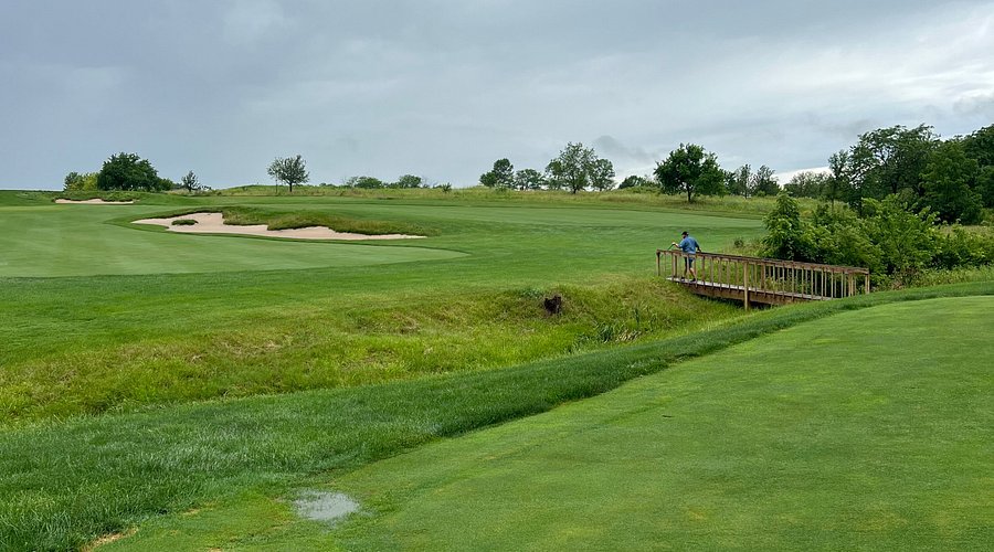 Whats Firekeeper Golf really like? Get the inside scoop and honest player reviews right here.