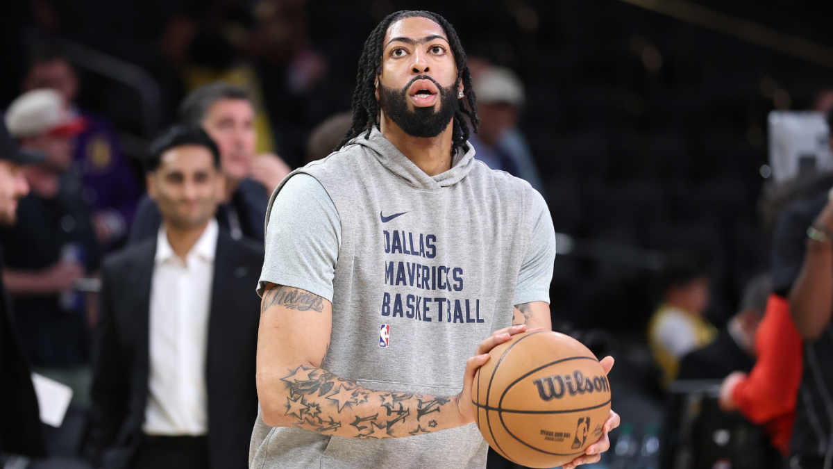 Get your essential Anthony Davis update today: Is he practicing and will he play in the upcoming matchup?