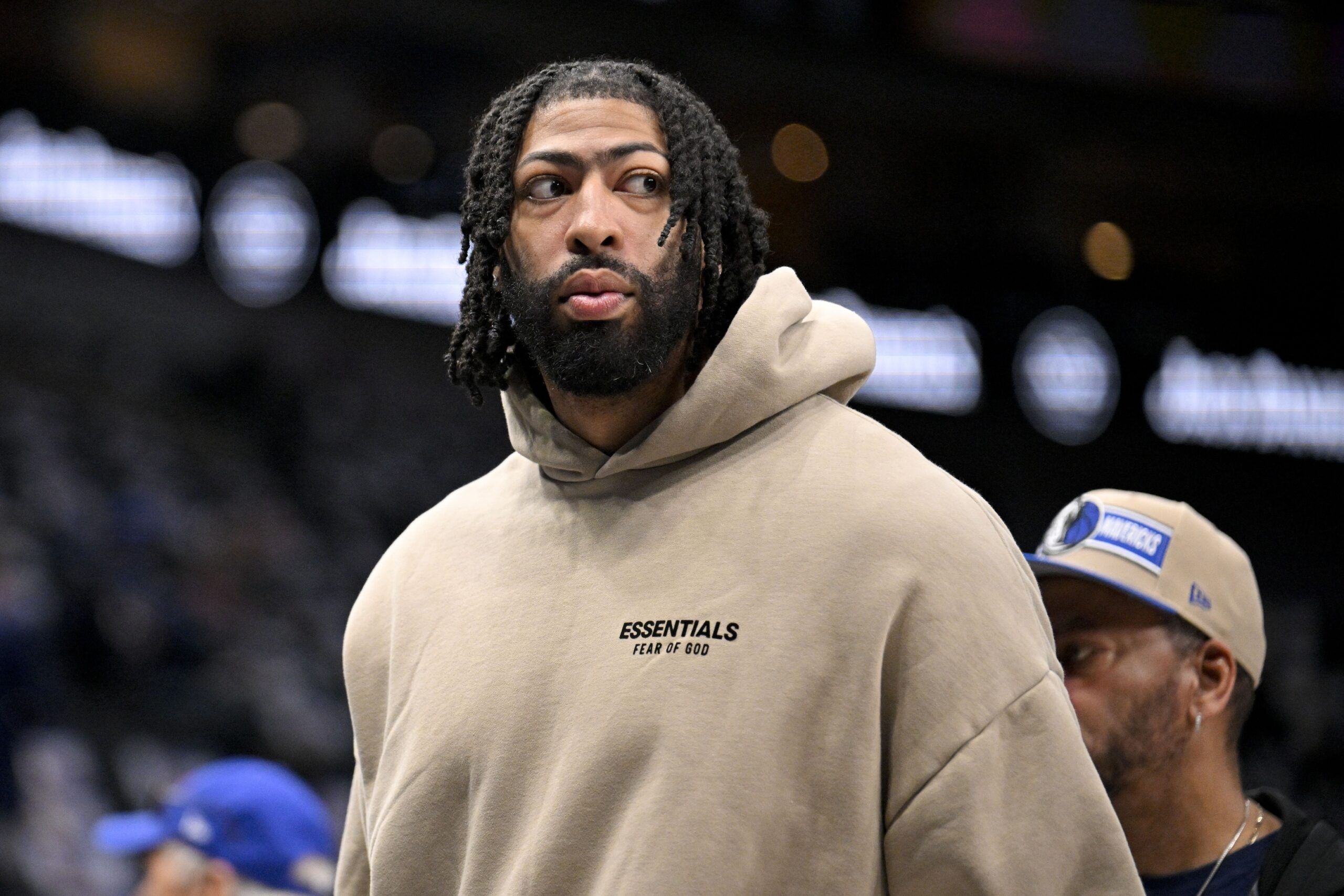 Get your essential Anthony Davis update today: Is he practicing and will he play in the upcoming matchup?
