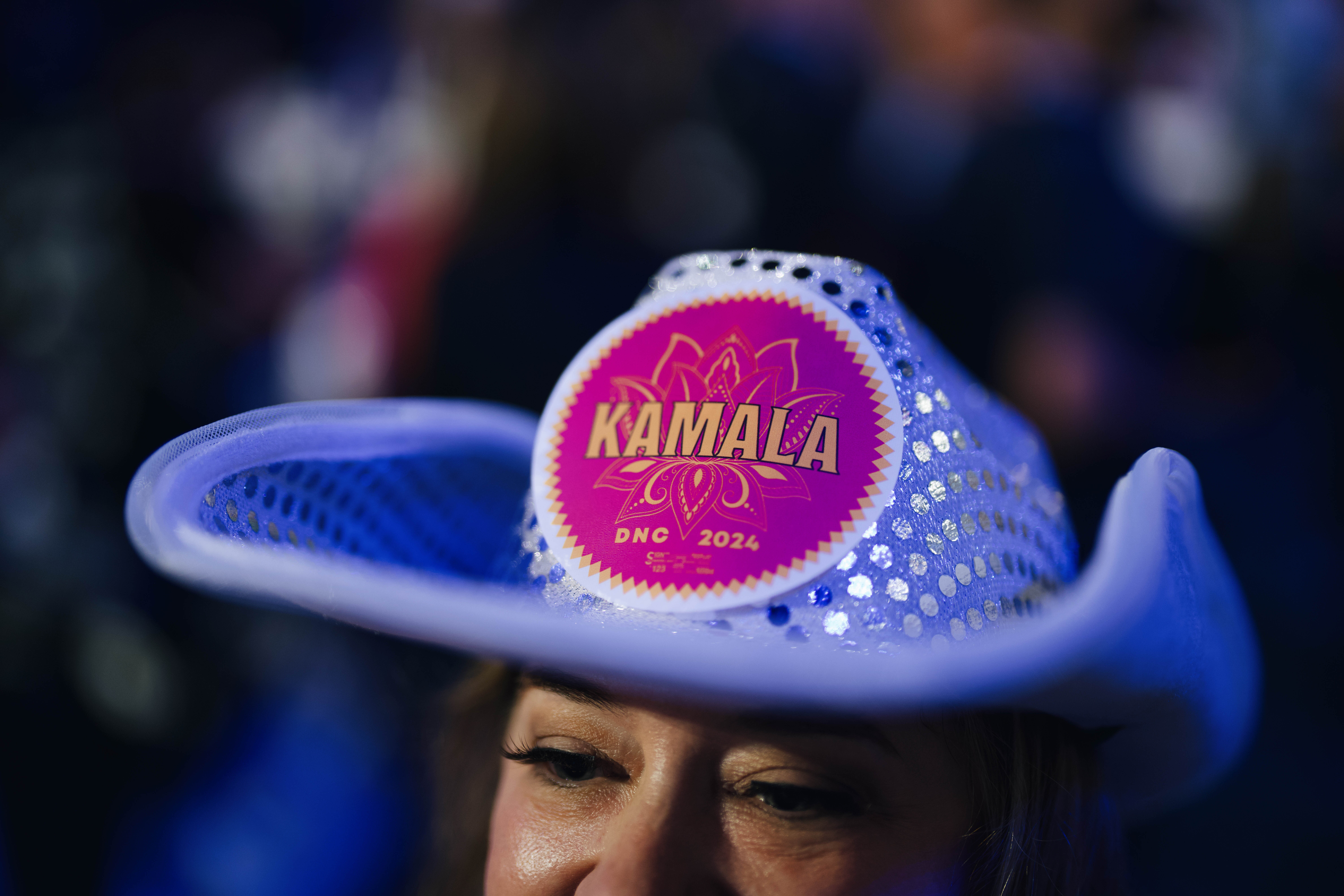 What are the popular styles for the harris 2024 hat? See the trending designs people love.