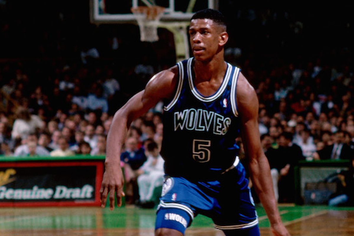 What are Doug West stats really like? (A deep dive into his amazing basketball career performance)