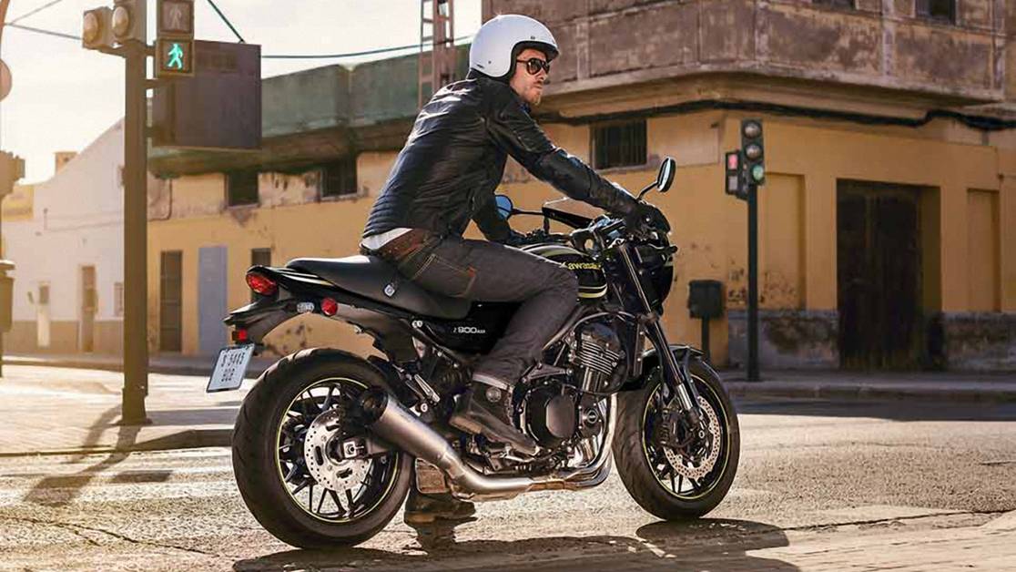 How to maintain your universal japanese motorcycle easily? Follow these 4 simple steps to keep your UJM running like new.