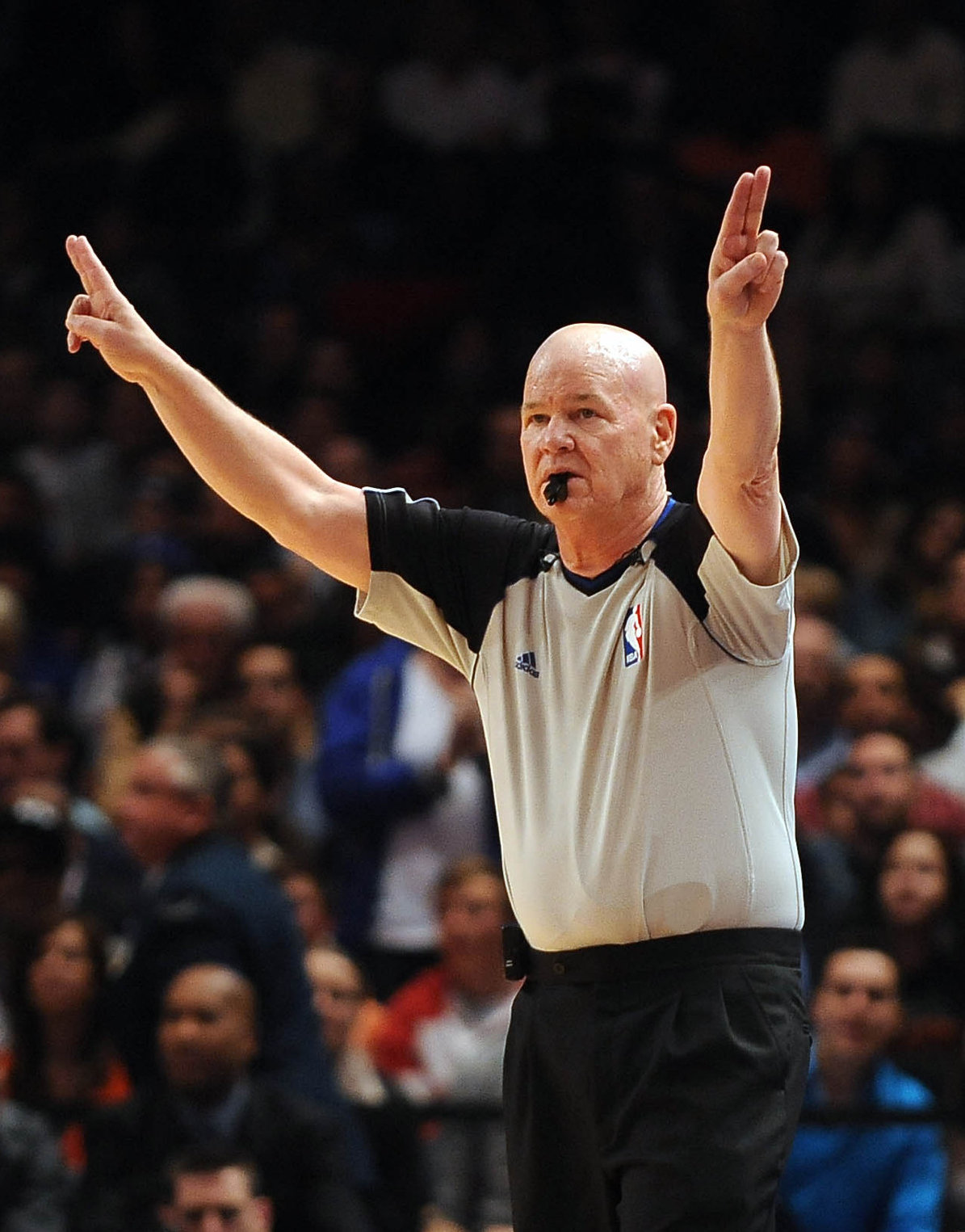 Remember the referee Joe Crawford ref? Heres why people still talk about his unique NBA refereeing style.