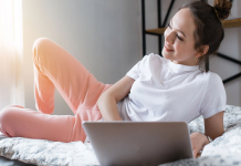 What are the pros and cons of sextin? A straightforward look at sextins different sides.