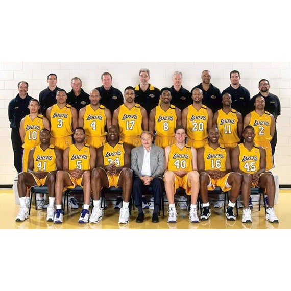 What did the 1999 lakers roster look like? Find out all the names on that great squad.