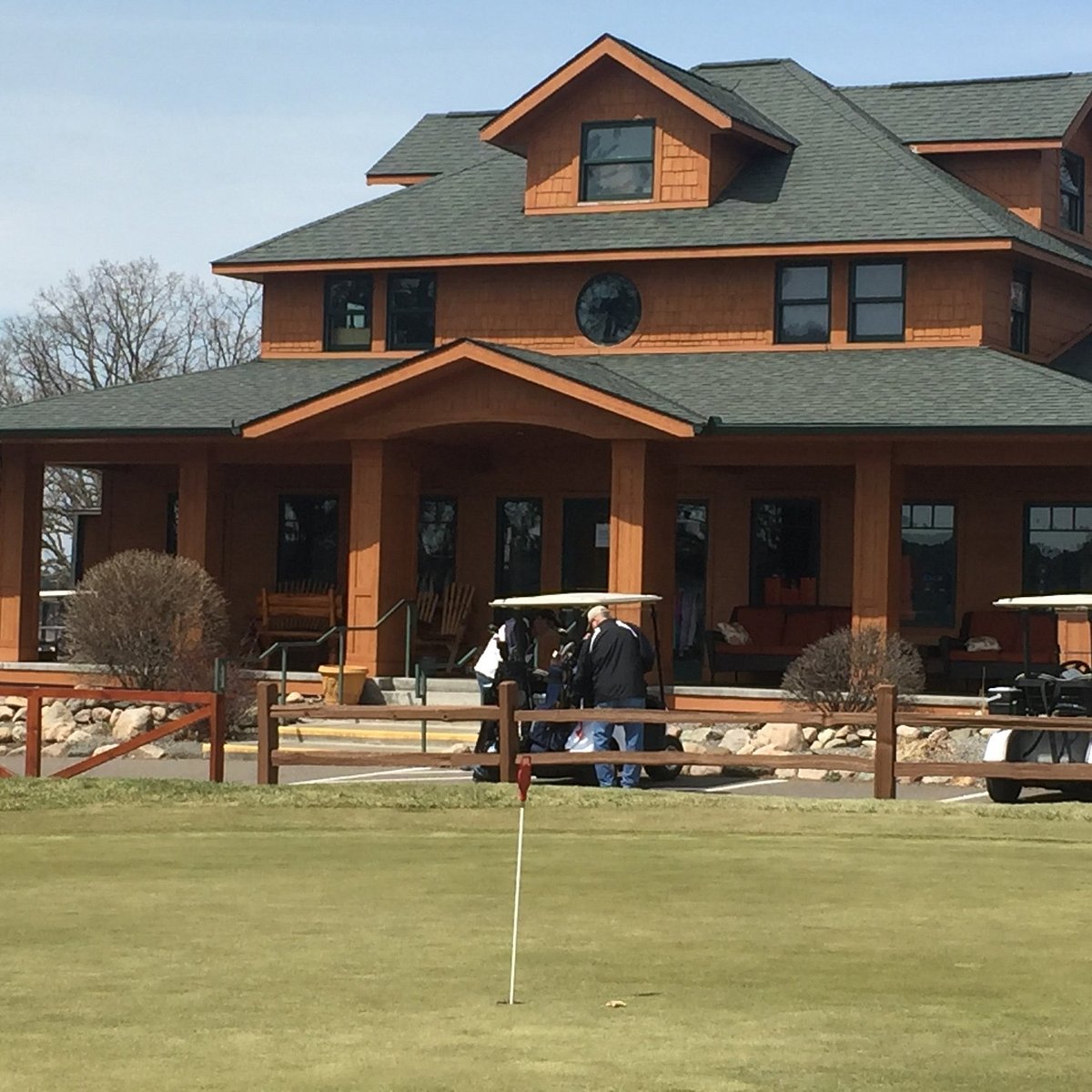 Is eagles landing golf course mn a good course? Discover why its a premier Minnesota golf experience!