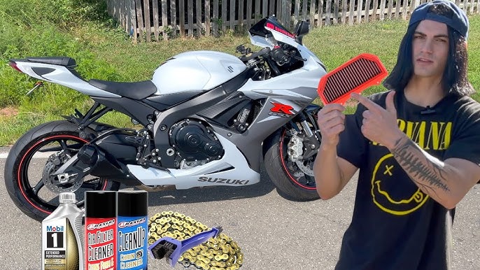How to maintain your universal japanese motorcycle easily? Follow these 4 simple steps to keep your UJM running like new.