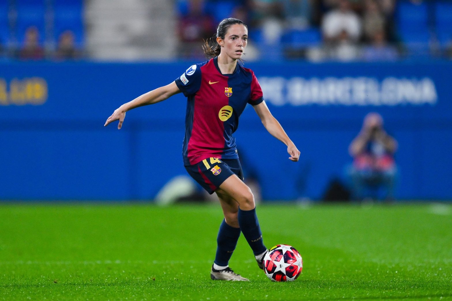 Aitana Bonmati skill Get better at football with her help (See how her smarts win games!)
