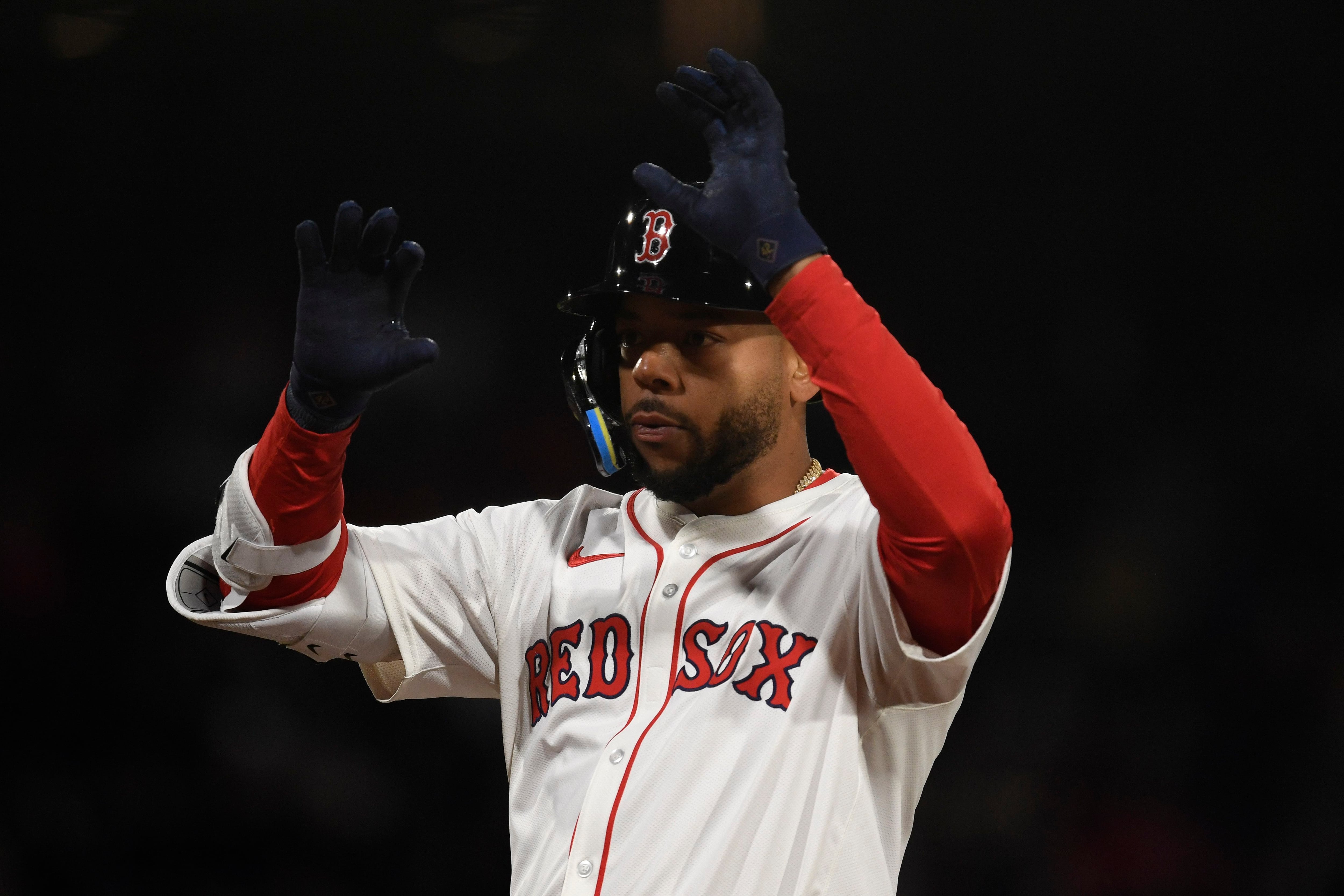 Dominic Smith Team Deal Key Things You Need To Know