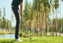 How to Chip a Golf Ball Like a Pro Easy Tips for Better Short Game