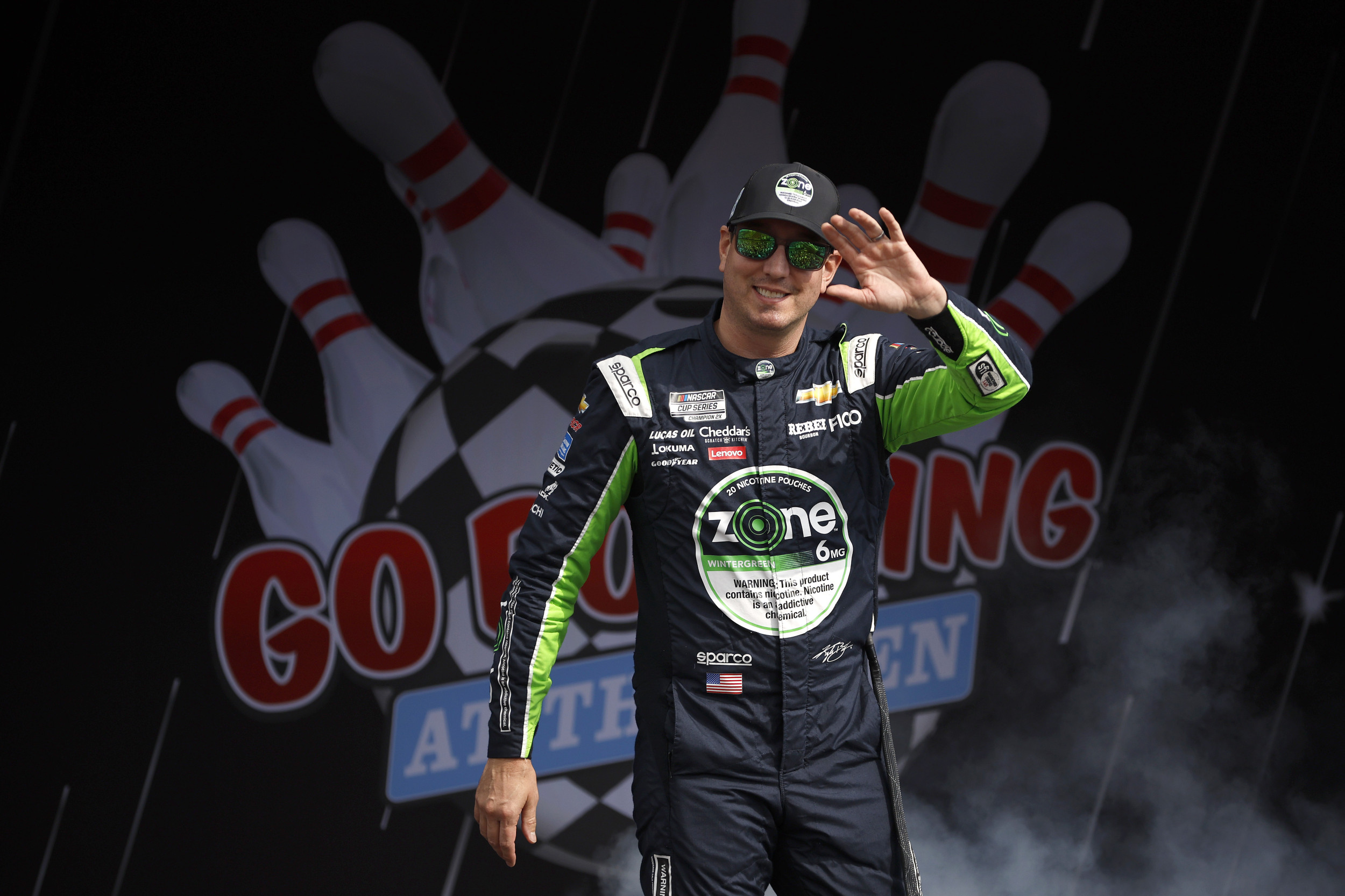 kyle busch lamented his performance at the hollywood casino 400.