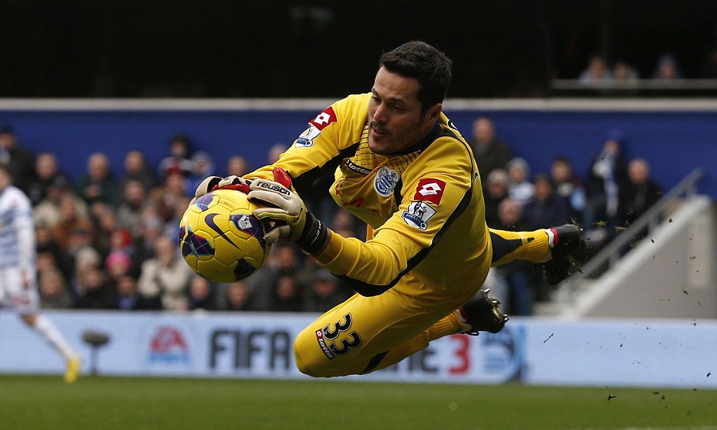 How to follow QPR Julio Cesar now? (Social media tips and info)