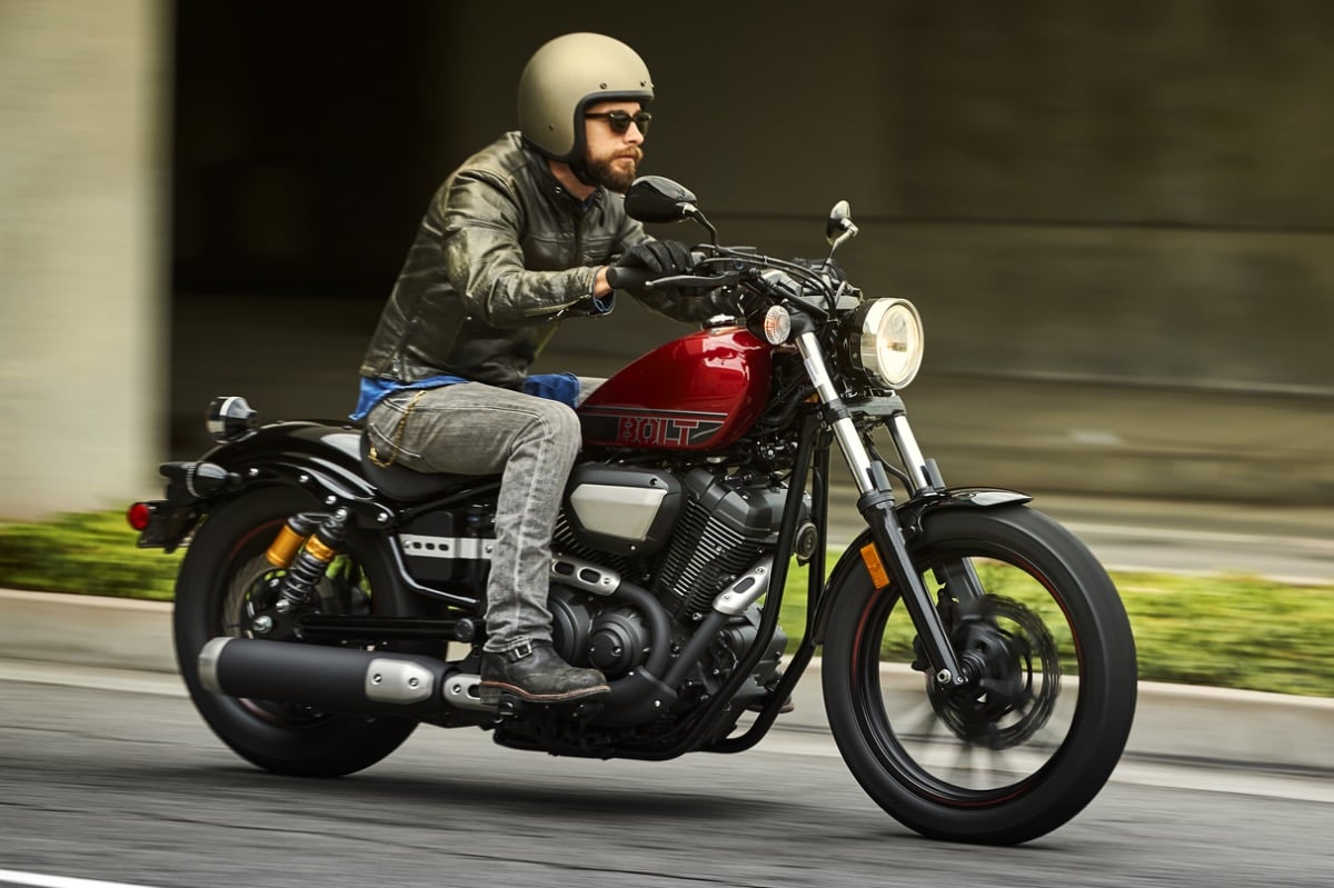 Yamaha Star Bolt Specs Key Features? Seat Height Weight & Fuel Info!