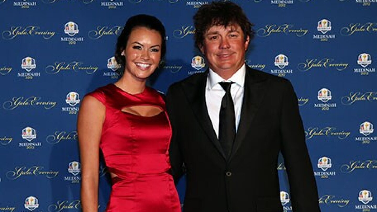 Is golfer Jason Dufners wife still married? (Get Marriage Updates)
